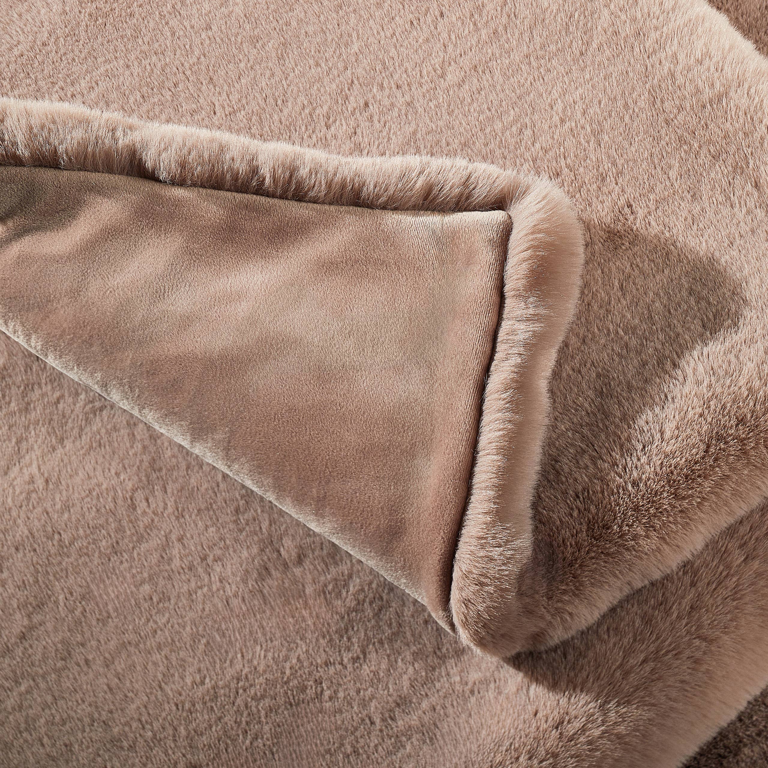 Luxusní deka z umělé kožešiny Soft Affair